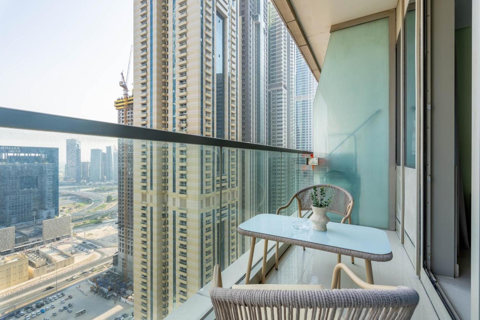 Guestready - Contemporary Living In Dubai Marina Apartment Exterior photo